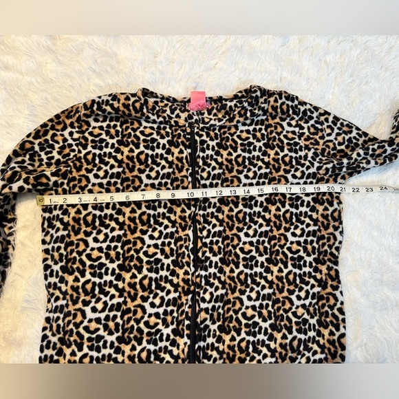 Tarea by Rue 21 Footed Leopard Plush Jumpsuit – Size XL - Picture 4 of 5